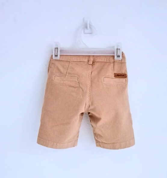 Pantalon beige detras 555x592